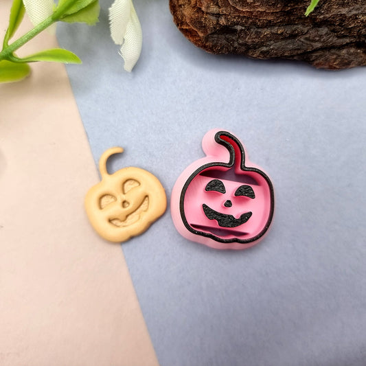 Smiling Pumpkin Cutter | Halloween Theme