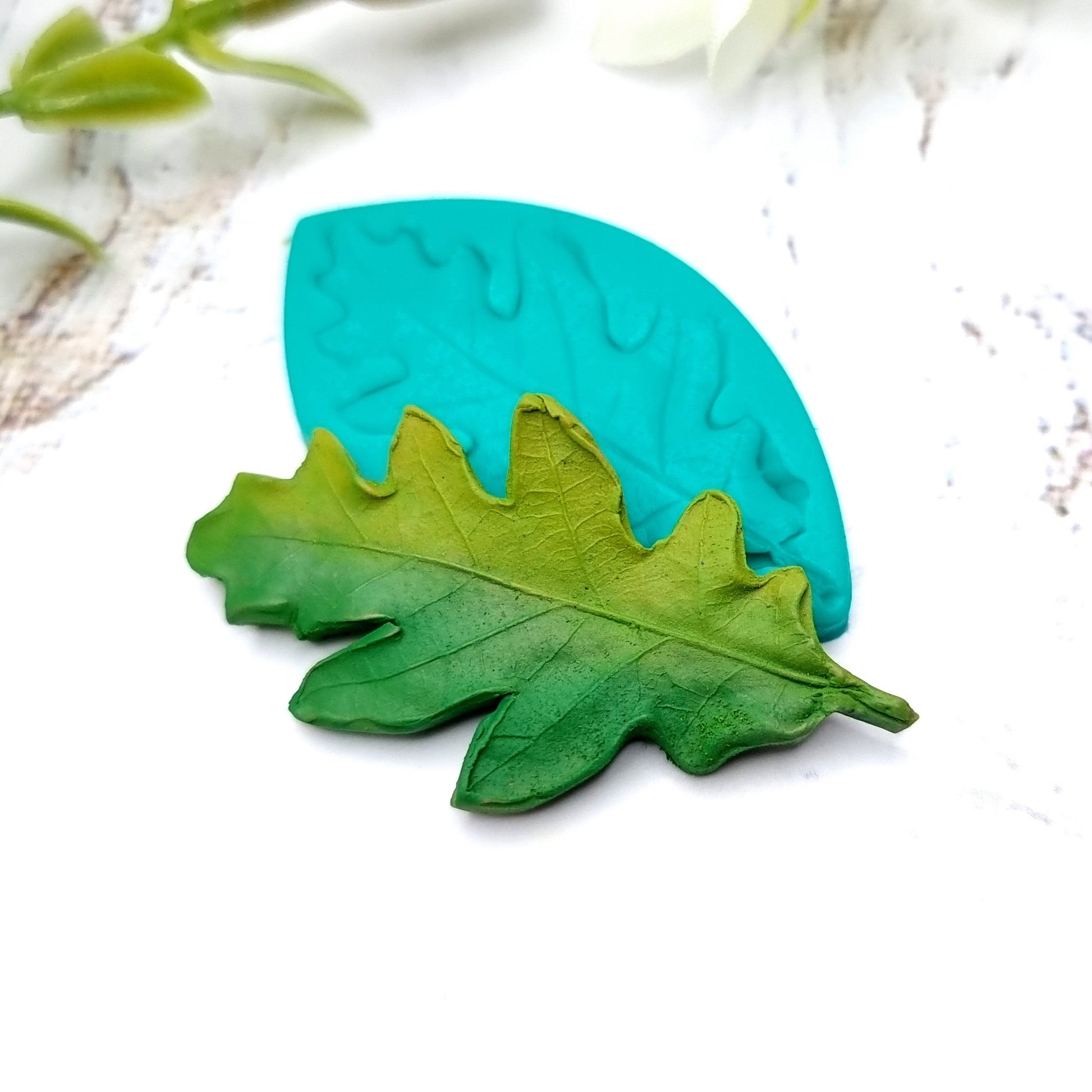 Natural Real Oak Leaf #3, 5cm Silicone Mold SweetyBijou Tools   