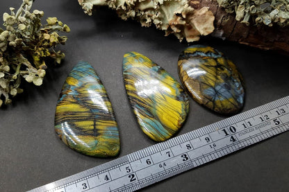 3 cabochons of Faux Labradorite Stone (#4) Cabochons SweetyBijou Cabochons   