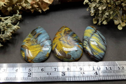 3 cabochons - Faux Labradorite Stone Cabochons SweetyBijou Cabochons   